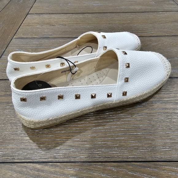 Alexis Bendel Studded Espadrille Alpargata, Size 9, NWT - Picture 1 of 8